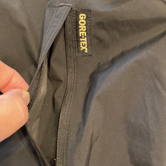 ZERO RESTRICTIONS Golf Outerwear Man size L Gore-Tex black color good condition - Picture 11 of 16